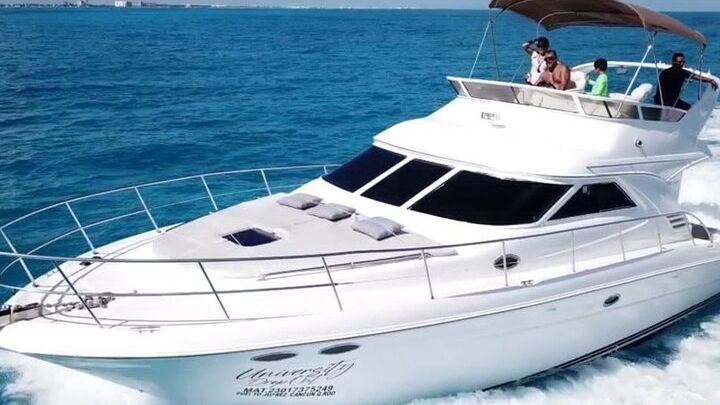 Private Yacht Rental from Cancun