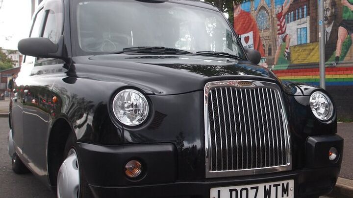 Belfast Black Taxi Private Mural Tour
