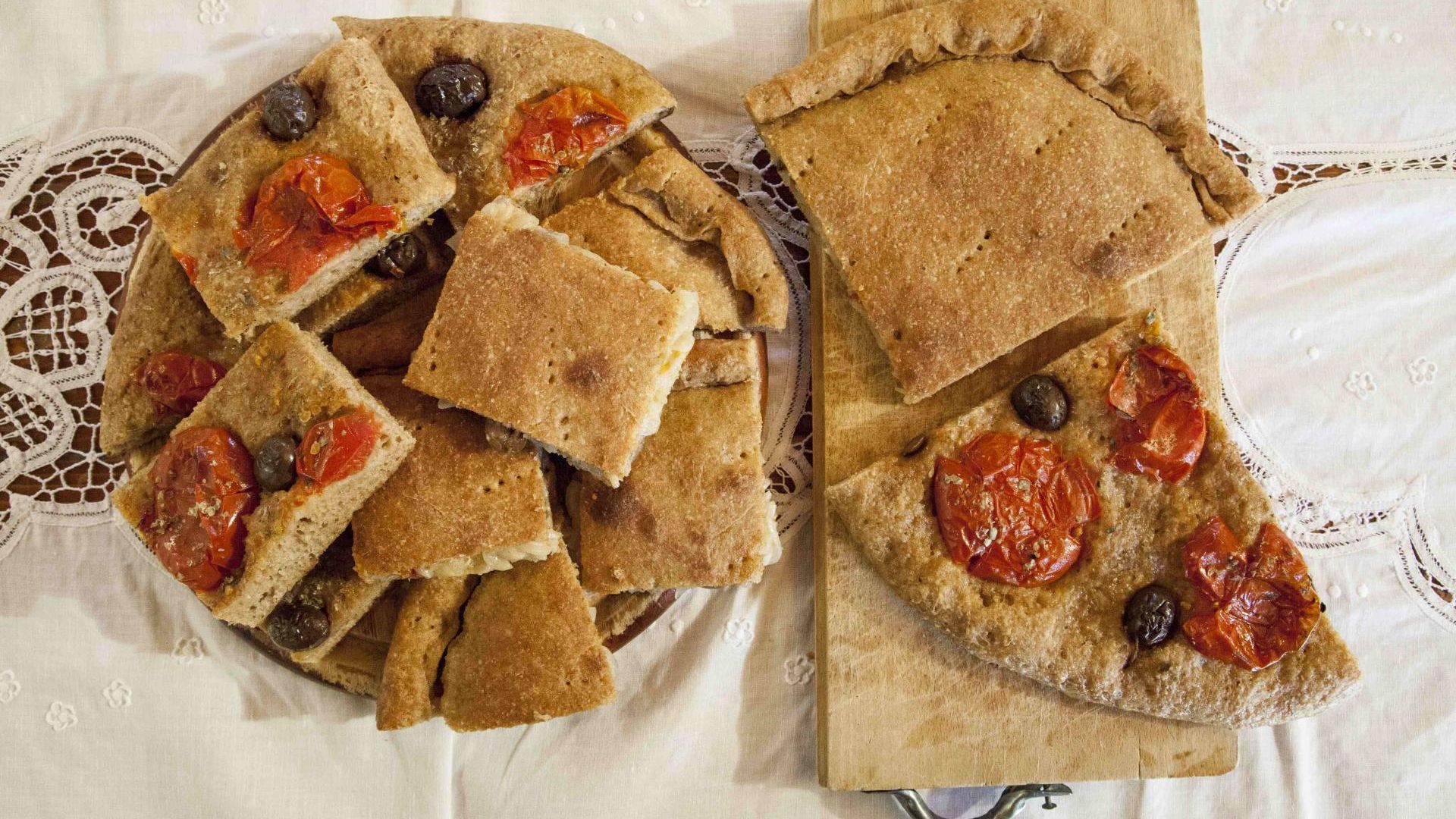 Private Pizza & Tiramisù Class at a local's home with lunch or dinner in Verona