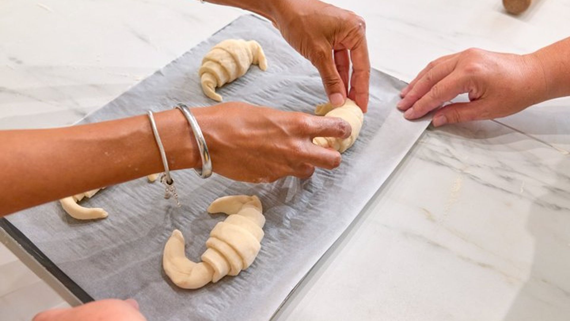 Make French croissants like a chef