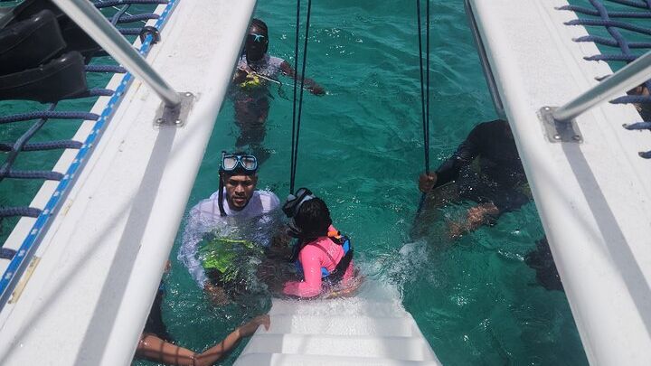 Icacos Island Catamaran Cruise with Lunch, Drinks, Snorkeling