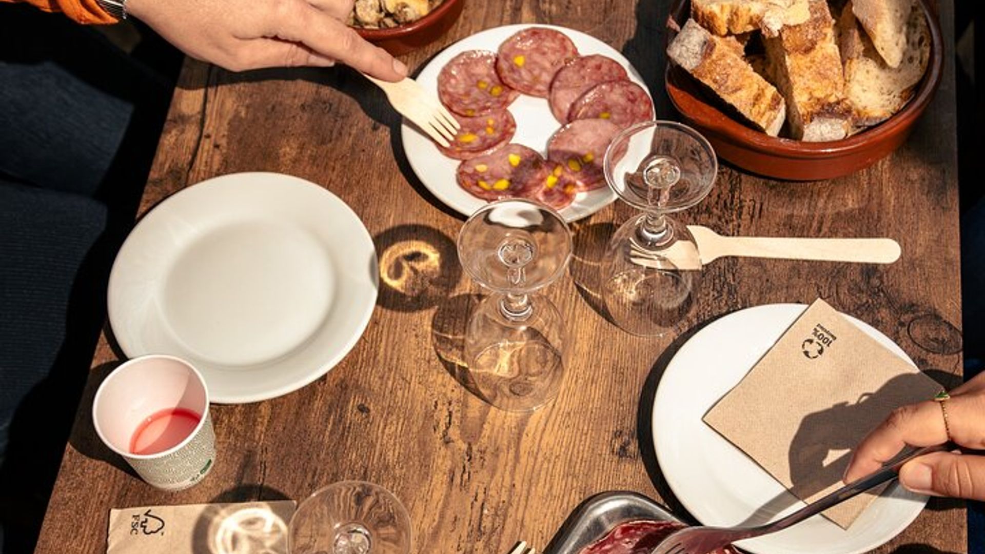 Lyon Old Town Food Tasting Walking Tour With Lunch