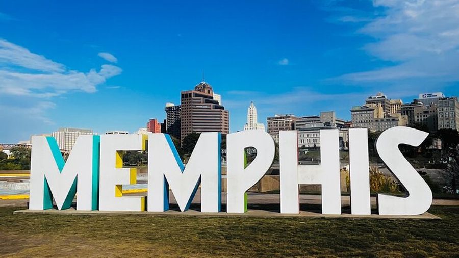 Private Nashville to Memphis Graceland Day Trip up to 7 Guests