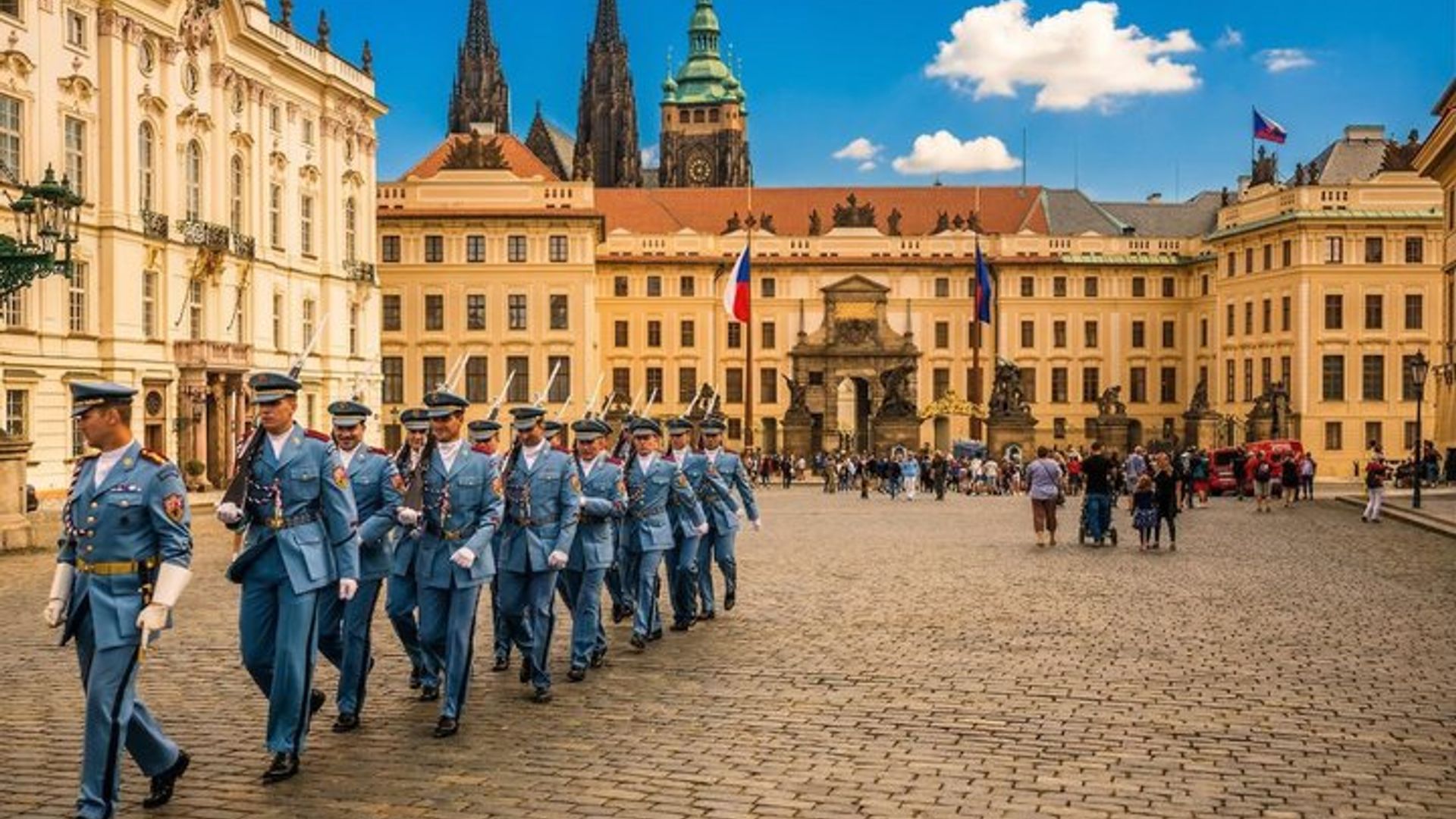 Prague Castle Express Tour With Skip-the-Line Admission Ticket