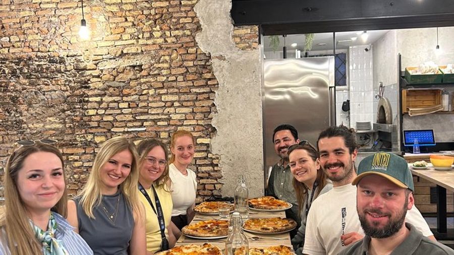 Verona Handmade Pizza and Iconic Dessert Making with Gelato