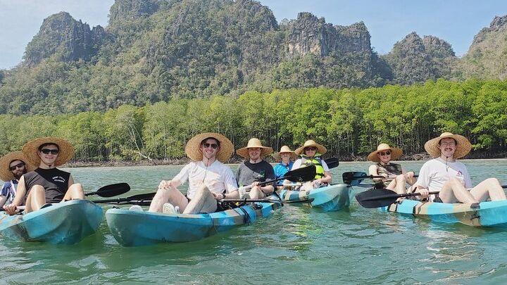 Langkawi : Mangrove Kayak Tour by Sham