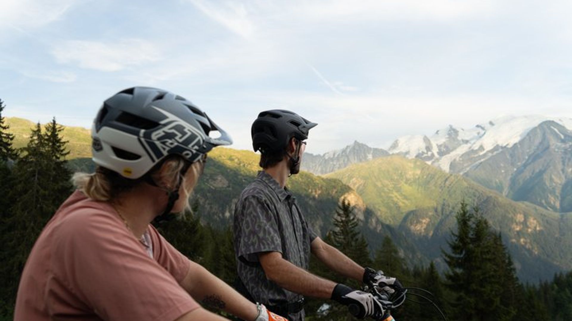 Chamonix: Private eBike Tour with Glacier Views
