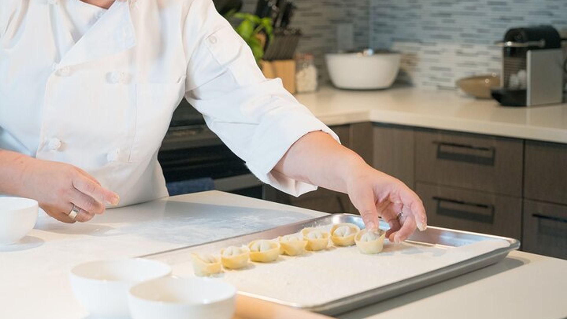 Make Ravioli & Tiramisù in Central Venice Kitchen (3-Course Meal)