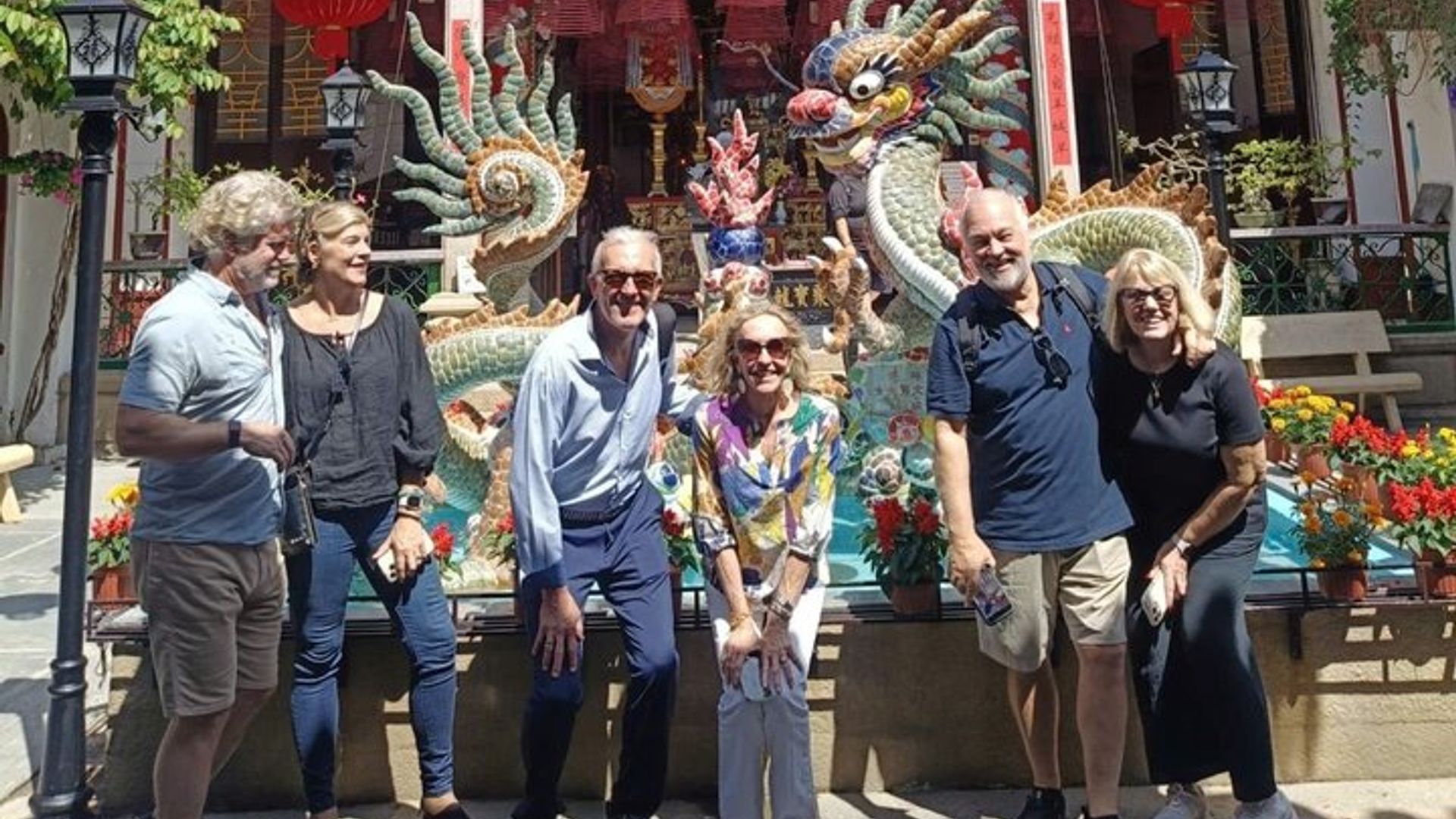 Excursiones privadas por la costa desde el puerto de Chan May a las Montañas de Mármol y la ciudad de Hoi An