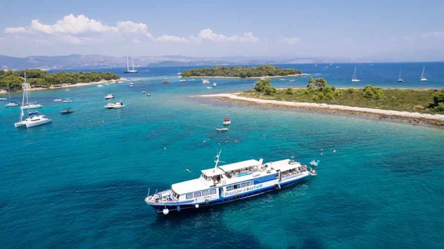 Split: Trogir, Blue Lagoon Solta Full-Day Boat Tour with Lunch