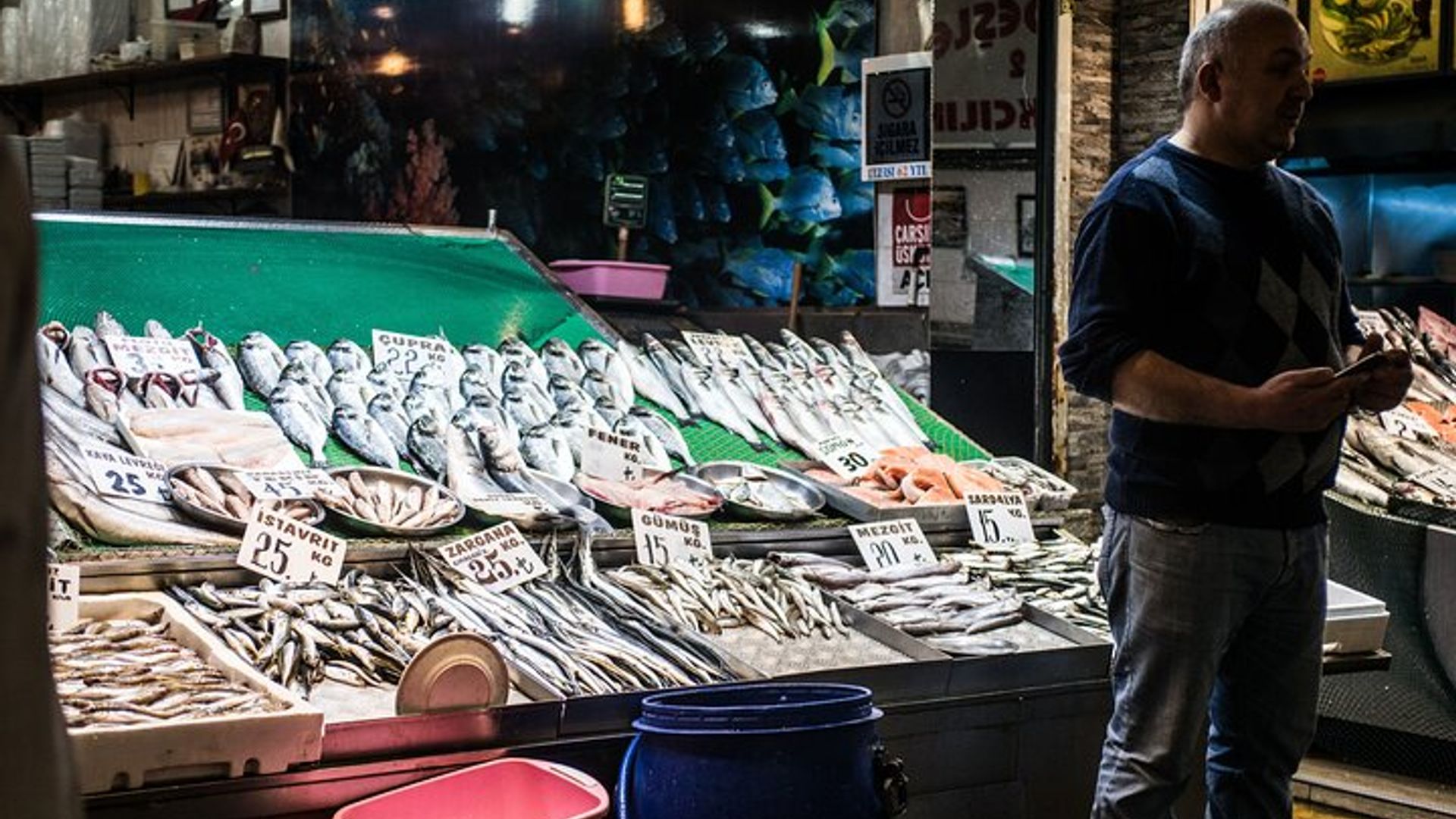Istanbul Small-Group Local Neighborhoods Food Tour with Meals