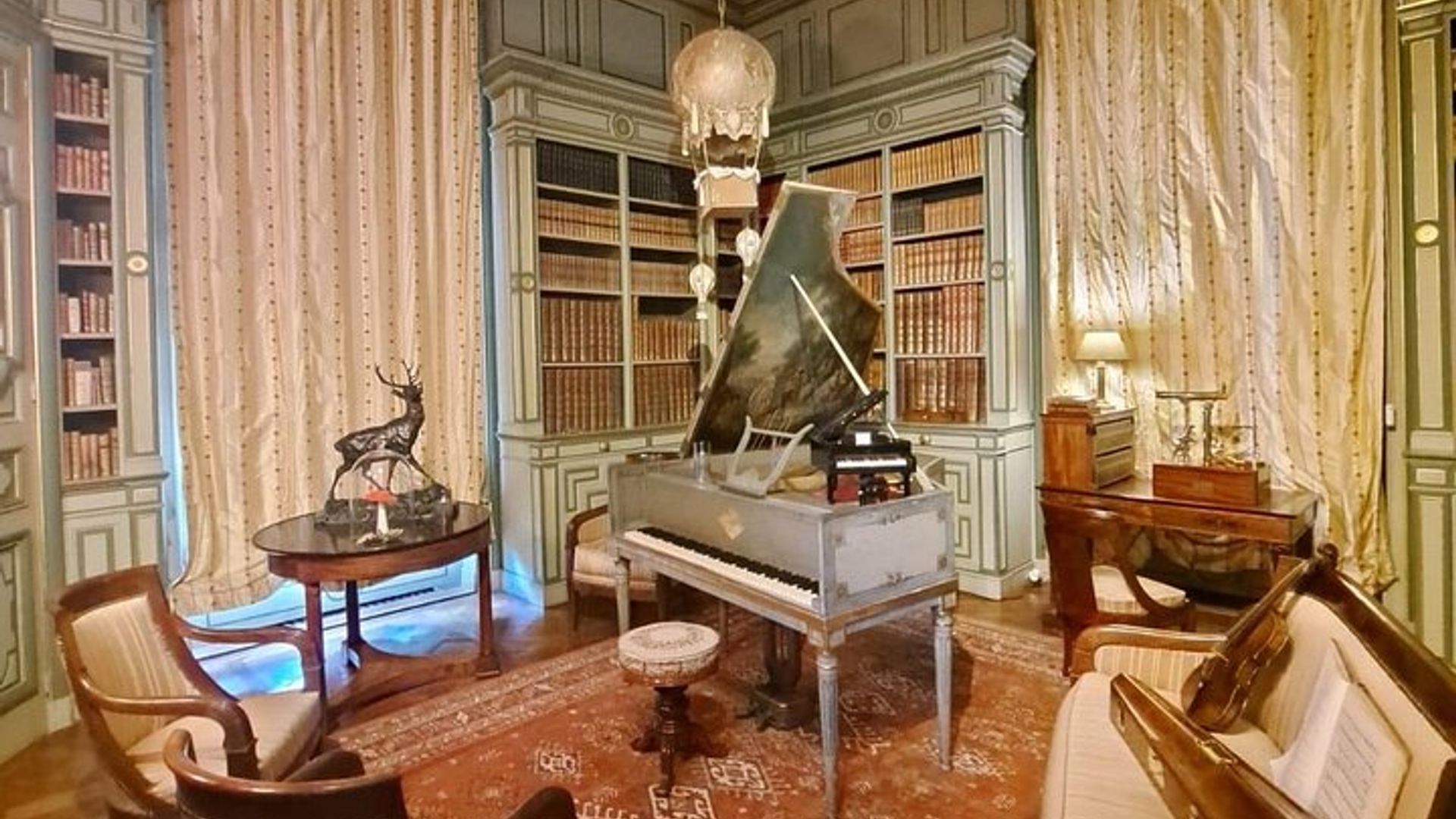 Loiretal Schlösser Private Tour von Paris mit dem Minivan