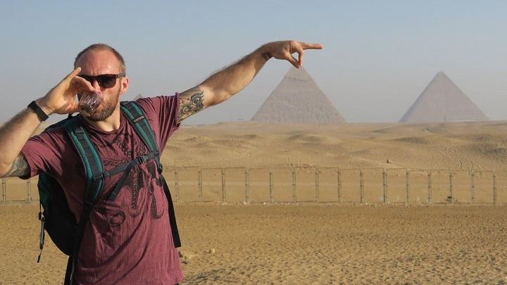 Private Guided Tour to Giza Pyramids Egyptian Museum & Khan El Kahlili Bazaar