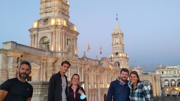 Arequipa Small-Group Sightseeing Tour with Snacks