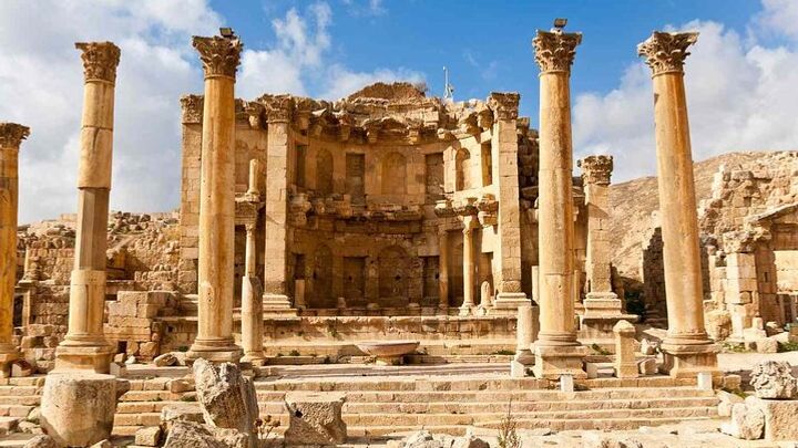 Half Day Tour to Jerash from Amman
