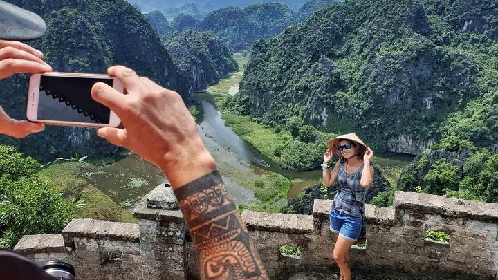 Ninh Binh in Spanish