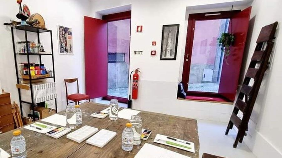 Porto Small-Group Watercolor Workshop With Equipment