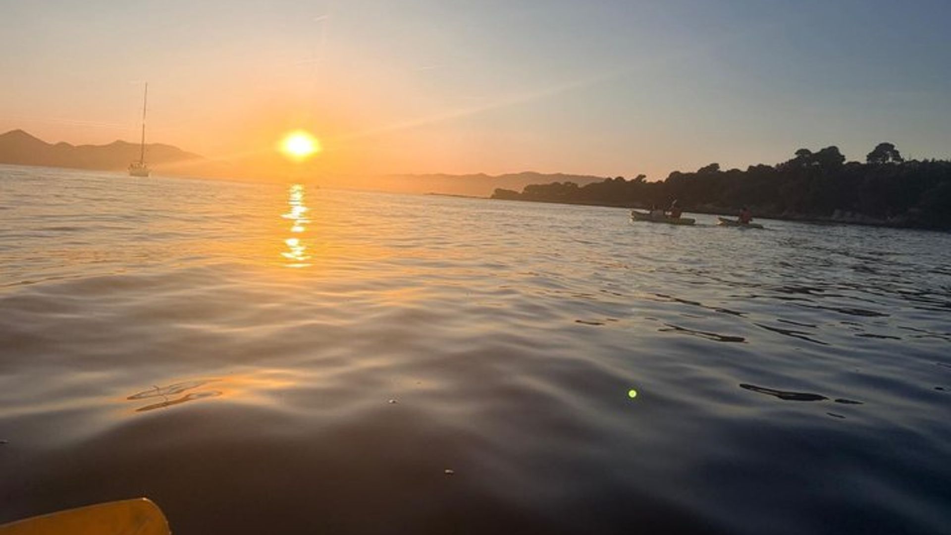 Cannes excursions en Kayak découverte des Îles de Lérins
