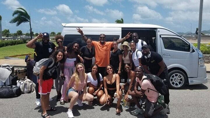 St. Maarten Private One-Way or Round-Trip Airport Transfer