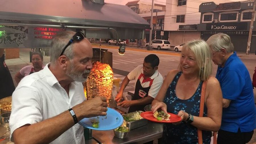 Mazatlan Taco Night: Eat Tacos Like a Local