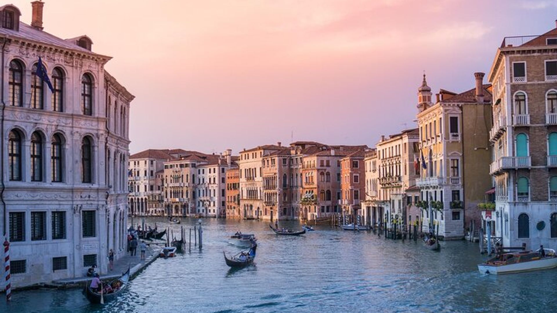 Venice Private Grand Canal and Secret Canals Cruise
