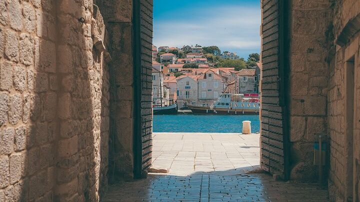 Trogir walking tour with a local guide