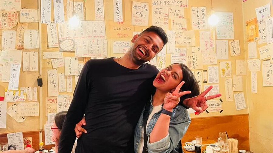 Tokyo Shinjuku All-You-Can-Drink Izakaya Pub Crawl