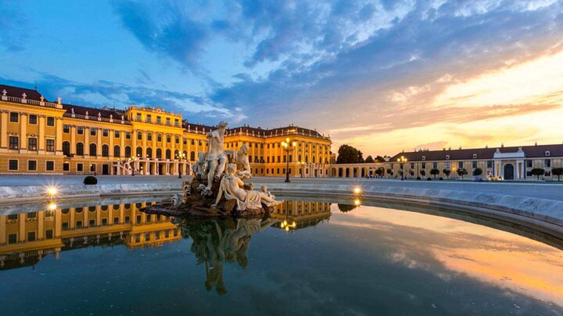 Vienna's Christmas Market Magic Tour