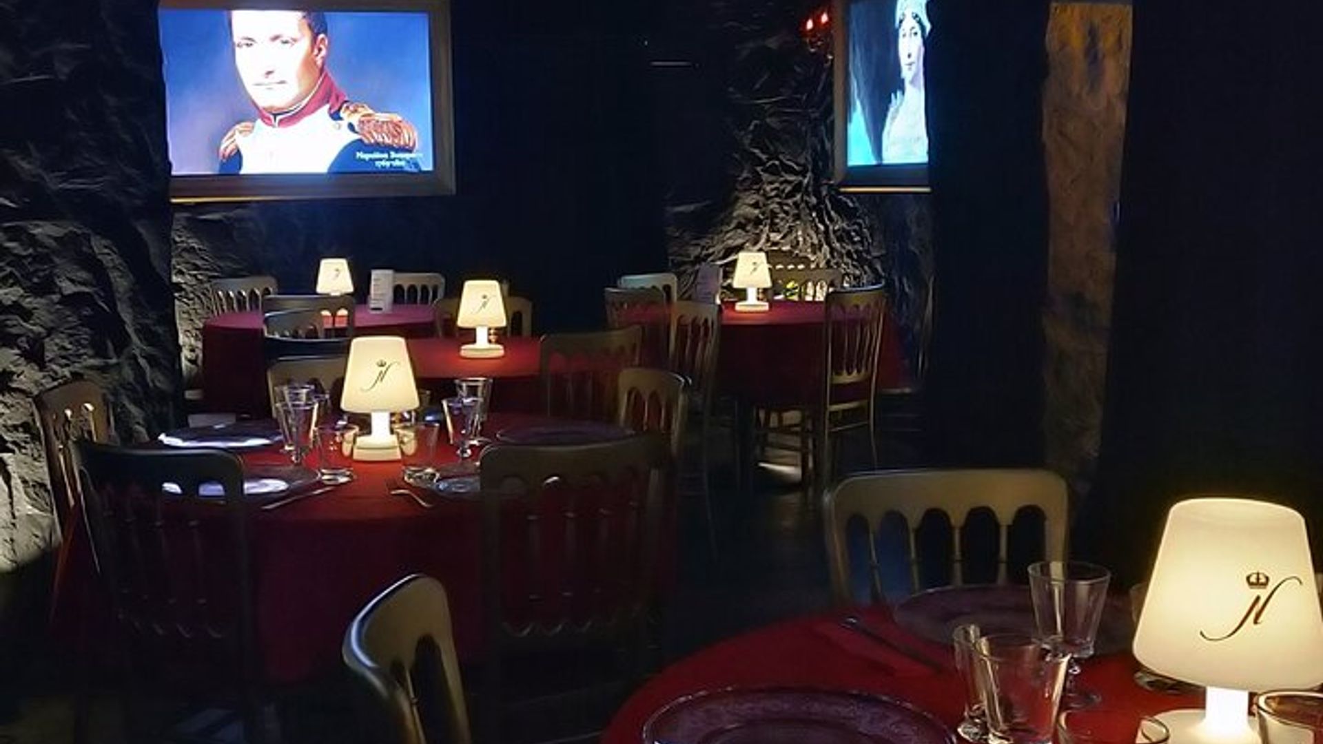La grotte Napoléon - formule complète (repas Corse)