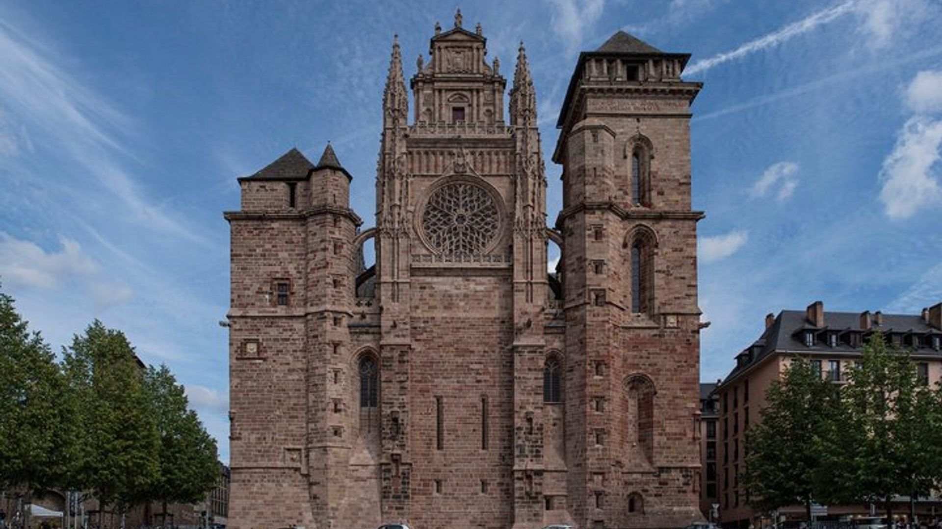 Rodez: 1-hour audio guided walking tour and 17 audio commentaries