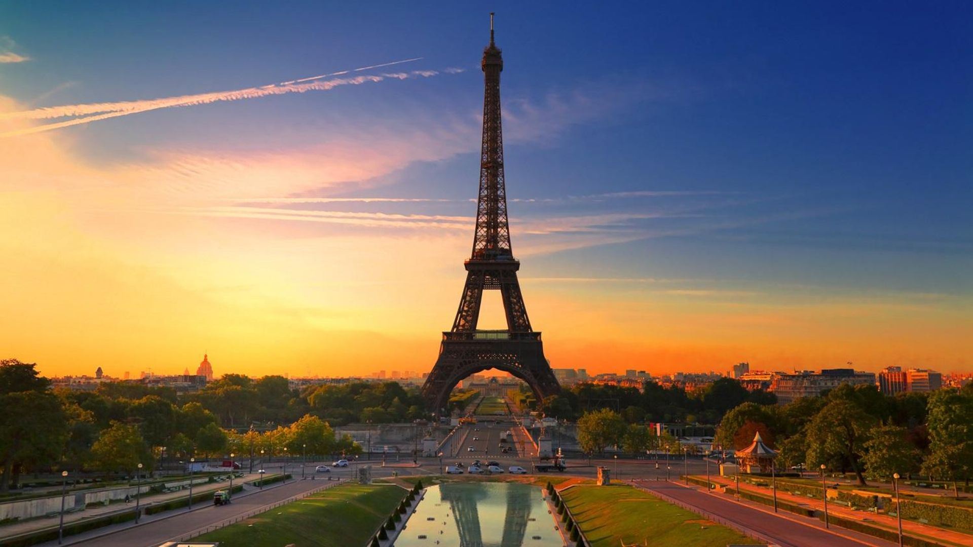 Paris: Dinner Cruise La Marina, with Eiffel Tower Ticket