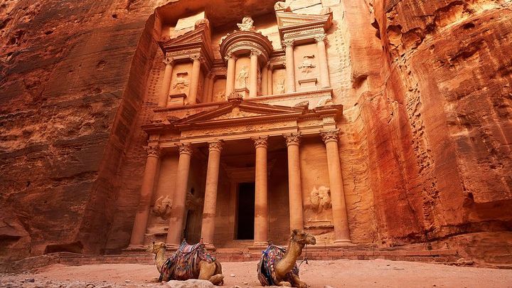 Private Petra Day Trip Including Little Petra from Amman & Guide