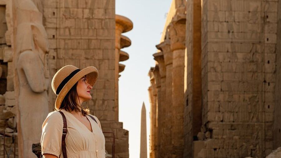 Luxor Full Day Tour to Luxor West and East Banks and Lunch