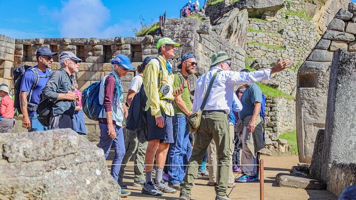 Machu Picchu: Circuit 2 (Classic Route) + Bus & Local Guide