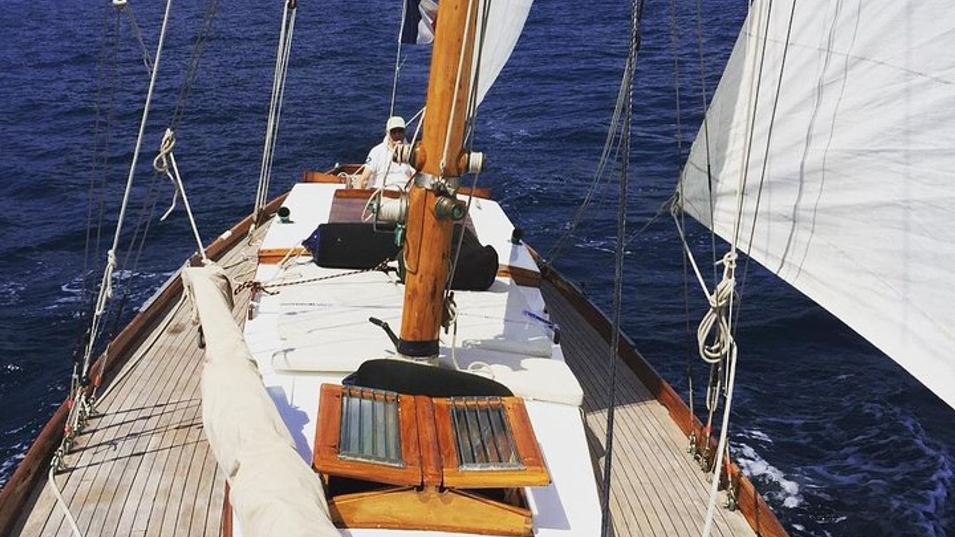 Klassische Segelkreuzfahrt in der Bucht von Cannes