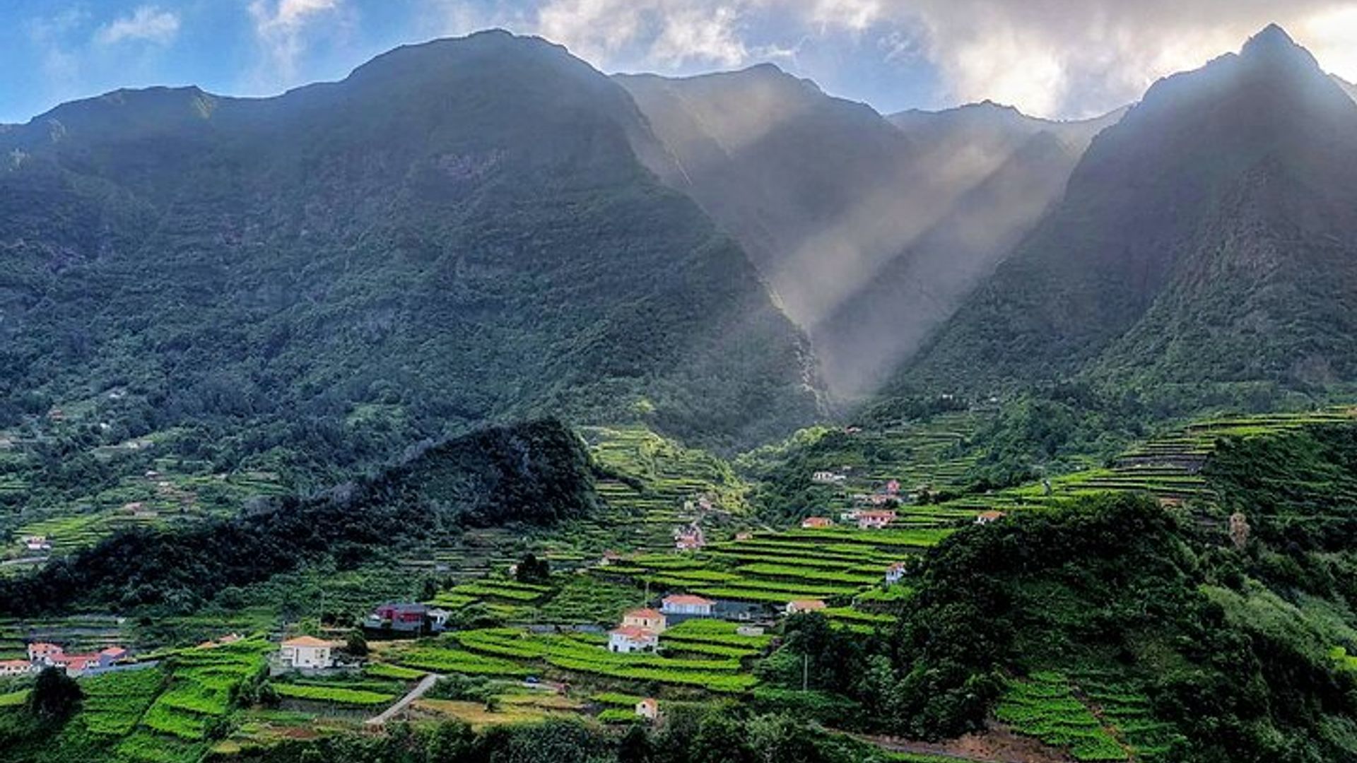 Porto Moniz 4x4 West tour