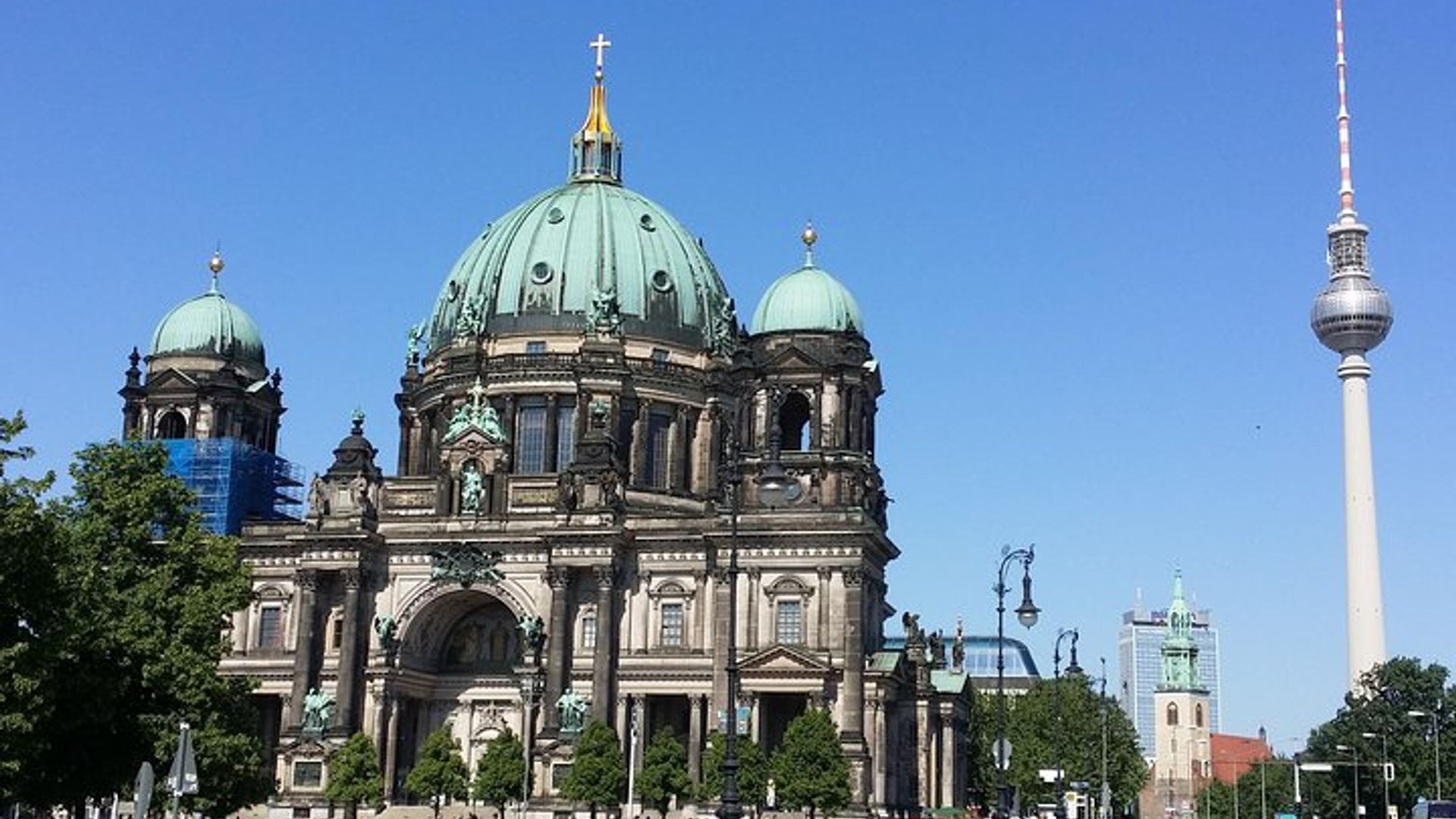 Berlin: Mitte Guided Walking Tour