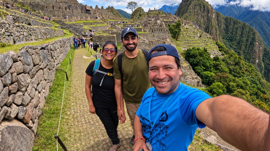 Machu Picchu tour 2 days by train