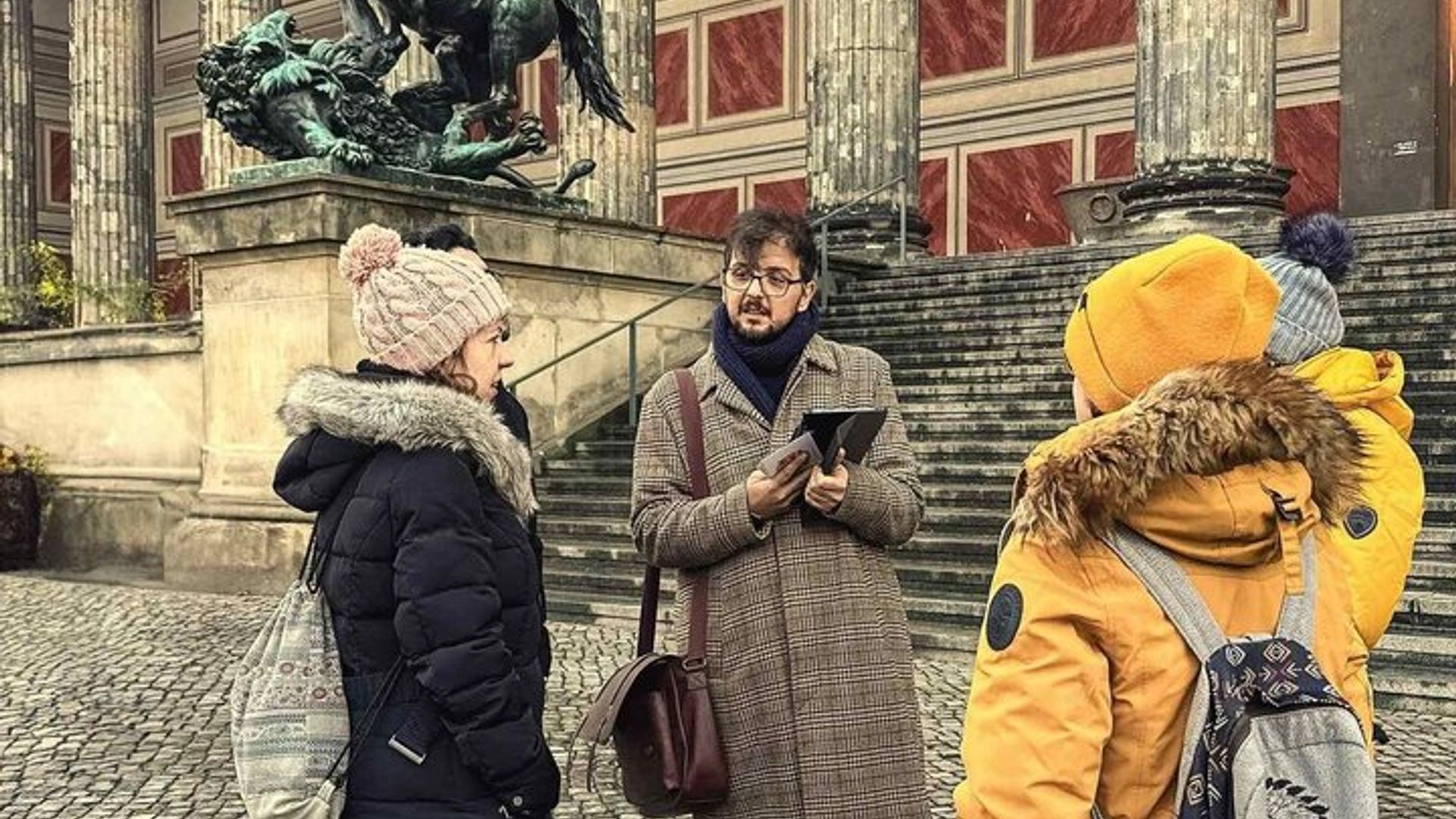 Berlin: Then and Now Walking Tour with Archive Photos