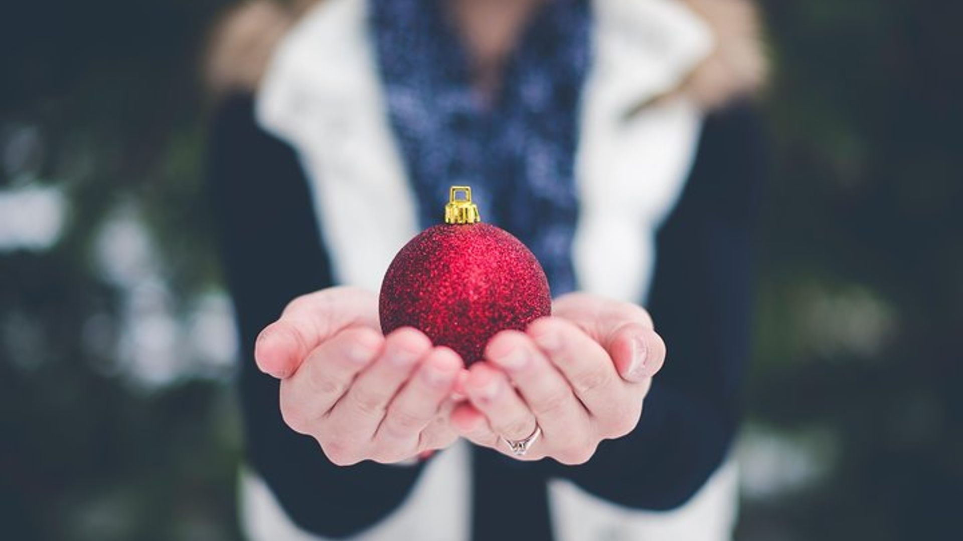 Get in the holiday spirit with a scavenger hunt by Holly Jolly Hunt in Boston image 3