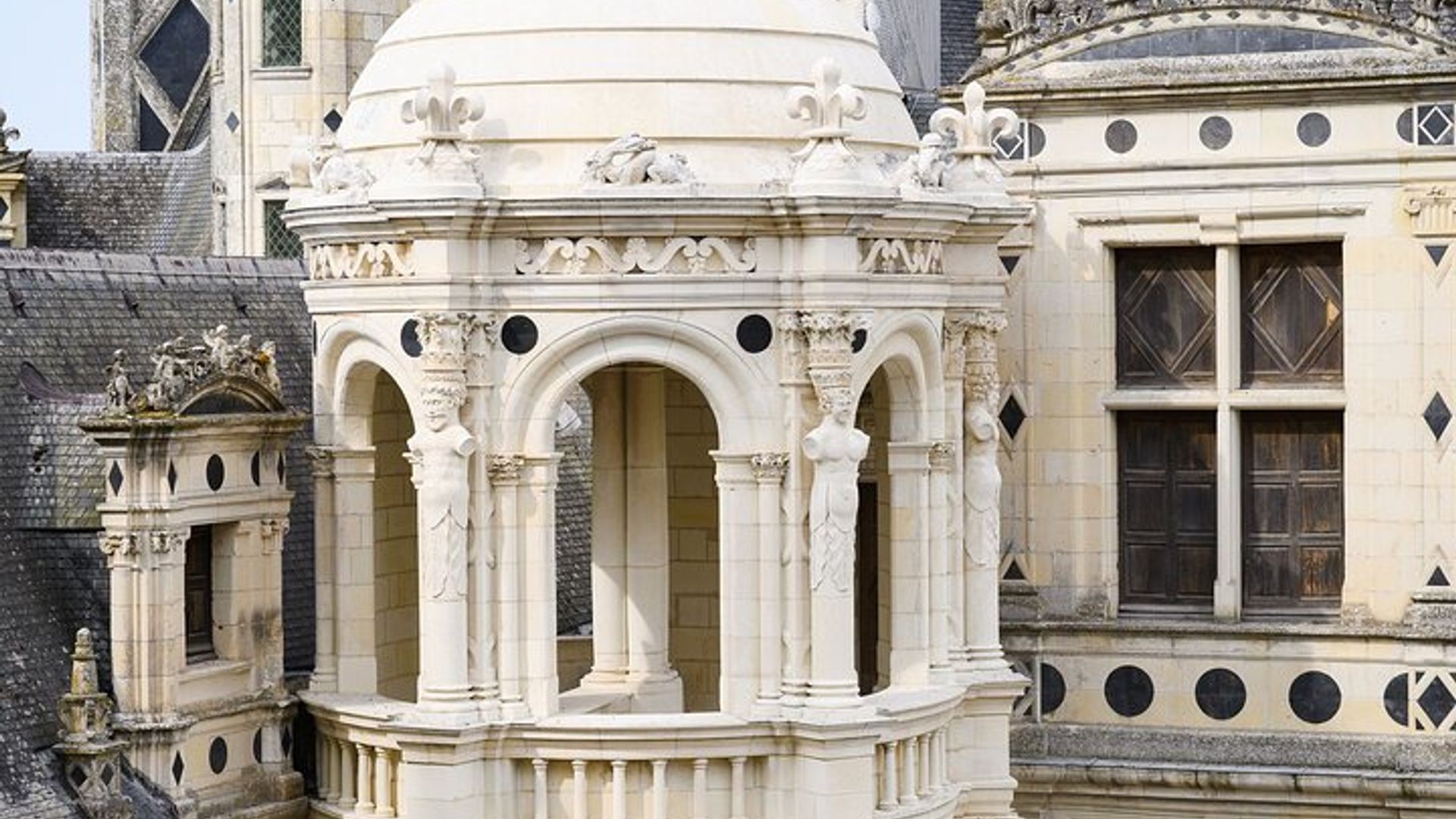 2 Schlösser Chambord & Chenenceau - PRIVATE REISE & Hotelabholung