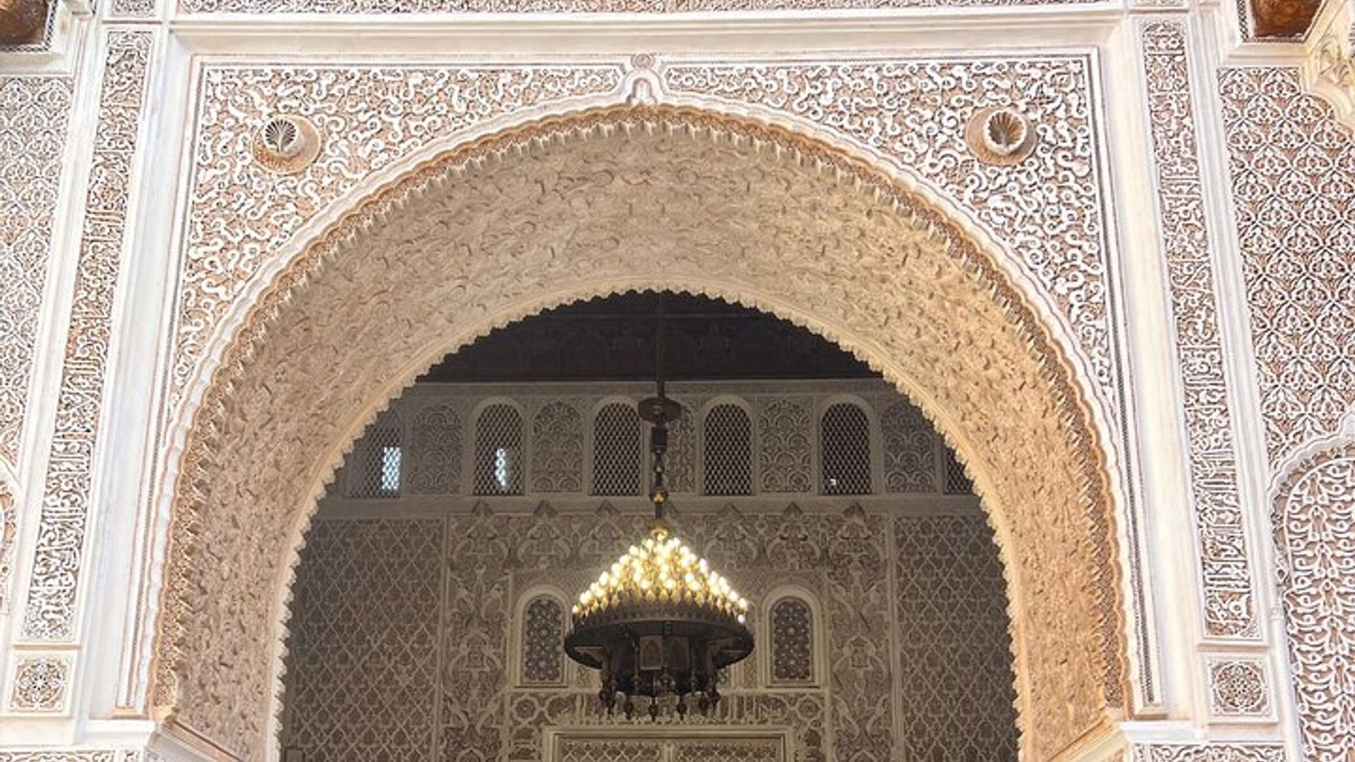 Tour a piedi guidato nella Medina e nei Souk di Marrakech