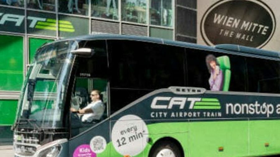 Vienna Airport: One-way CAT Bus Transfer from Wien Mitte Station