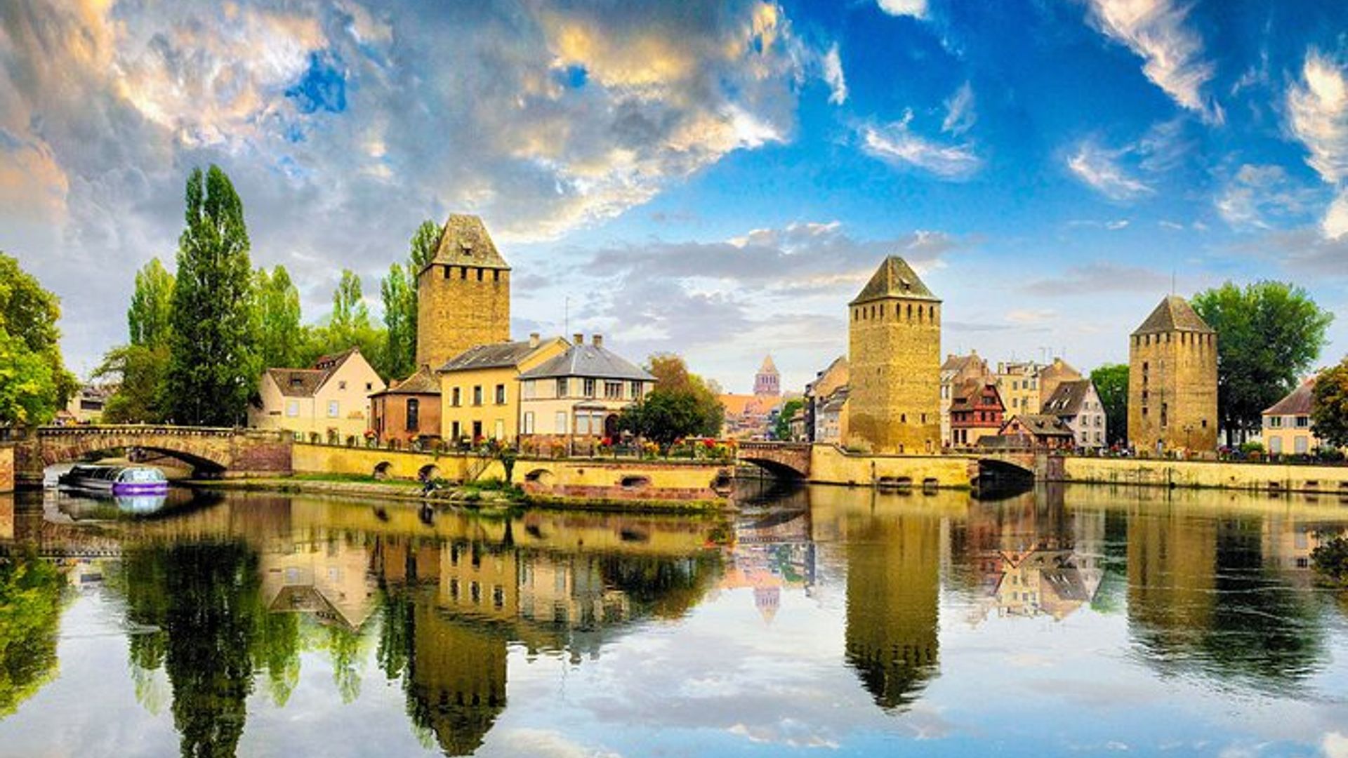 Strasbourg Guide audio autoguidé Visite guidée Smartphone App