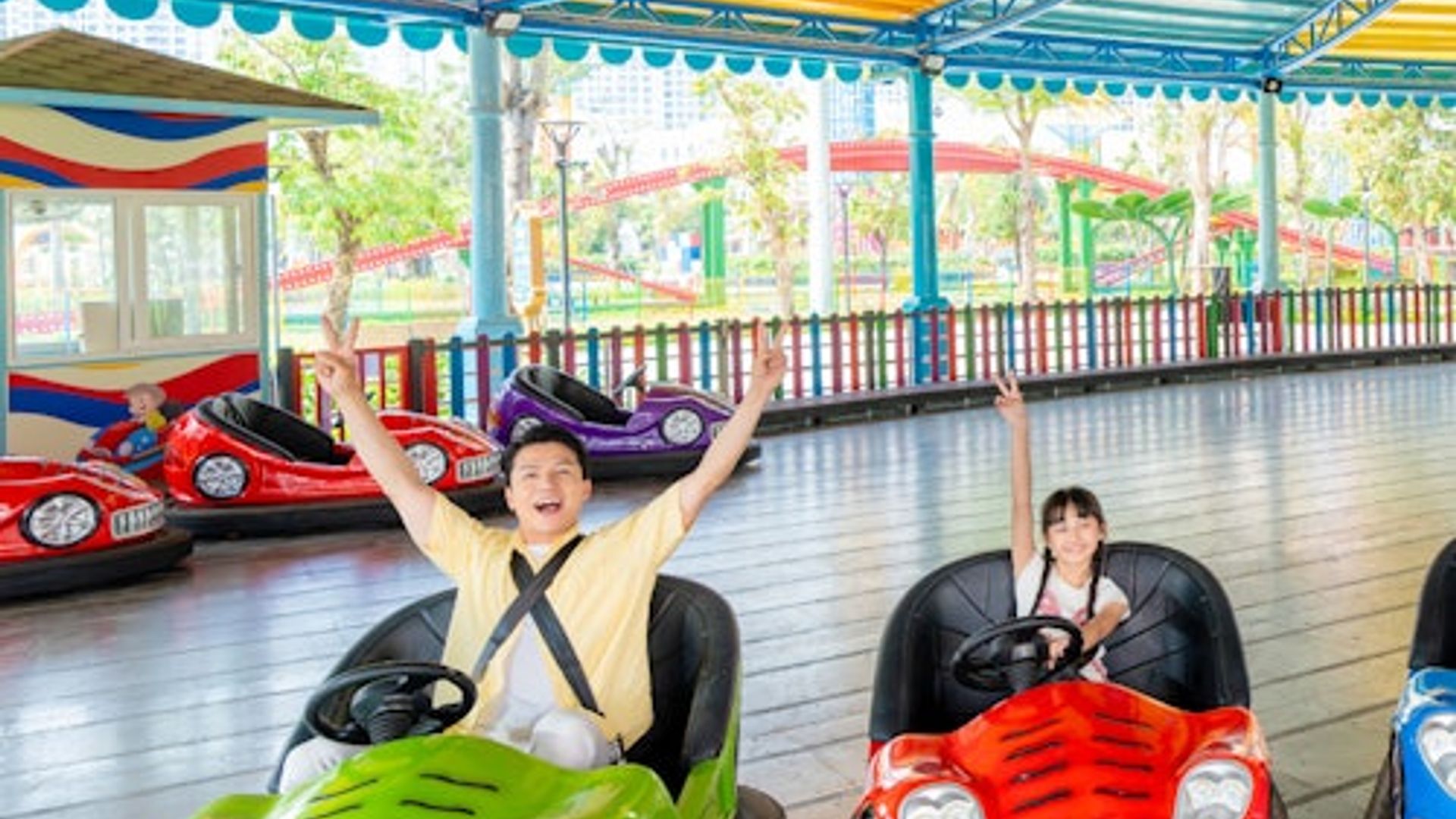 VinWonders Grand Park à Hô Chi Minh-Ville : billet combiné parc d'attractions + parc aquatique