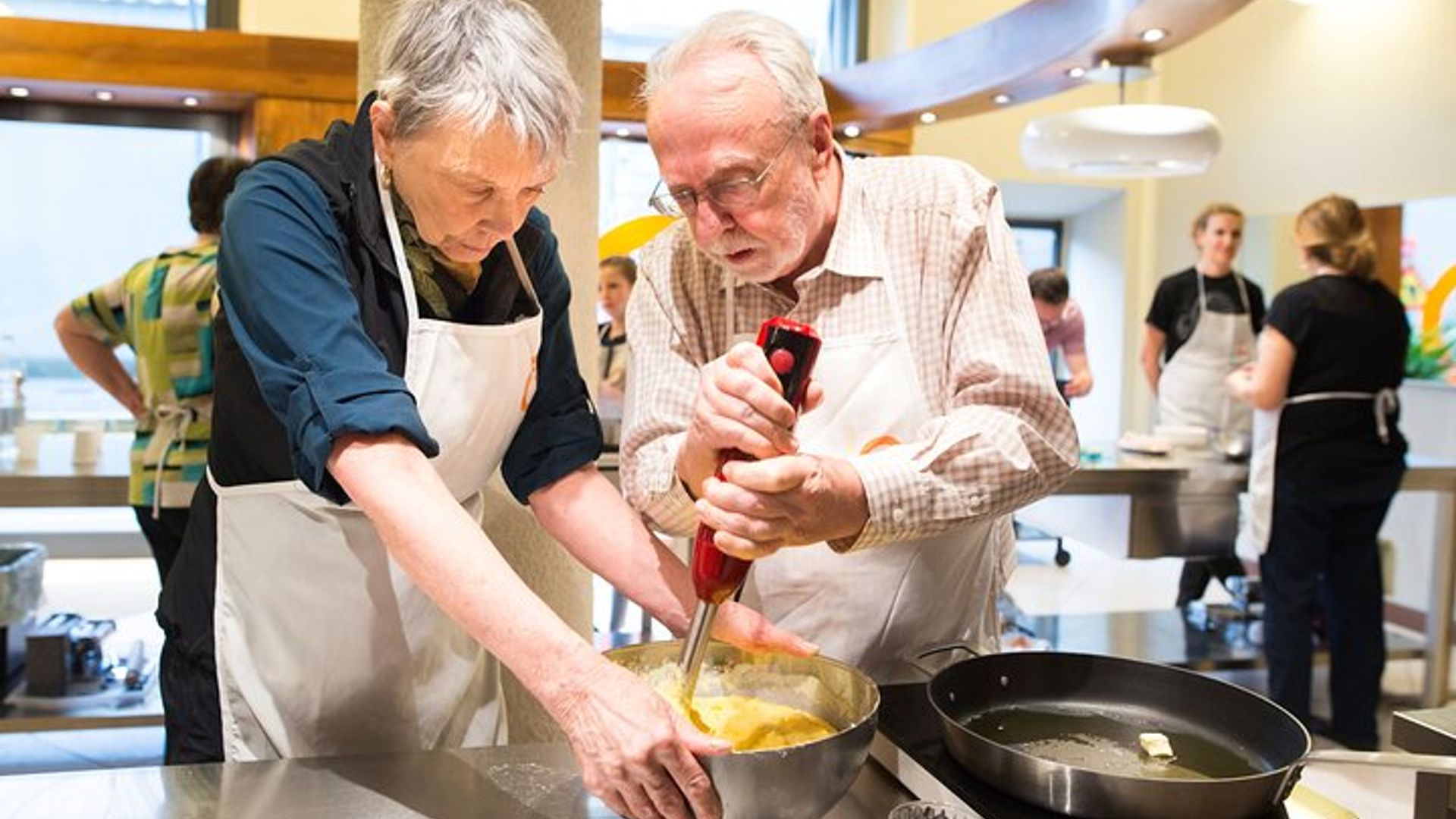 Hands on Deluxe Traditional 4-course dinner with fresh pasta