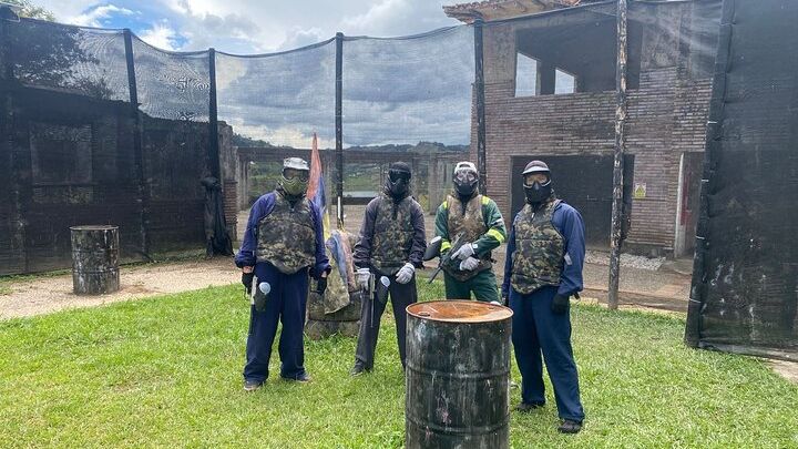 Guatapé: Paintball at Pablo Escobar With Private Cruise & Rock