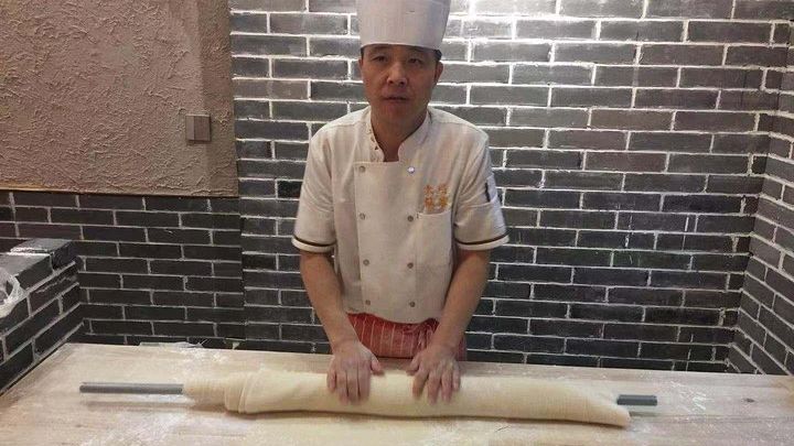 Xi’an Biang Biang Noodle Cooking Class With Spice Market Visit