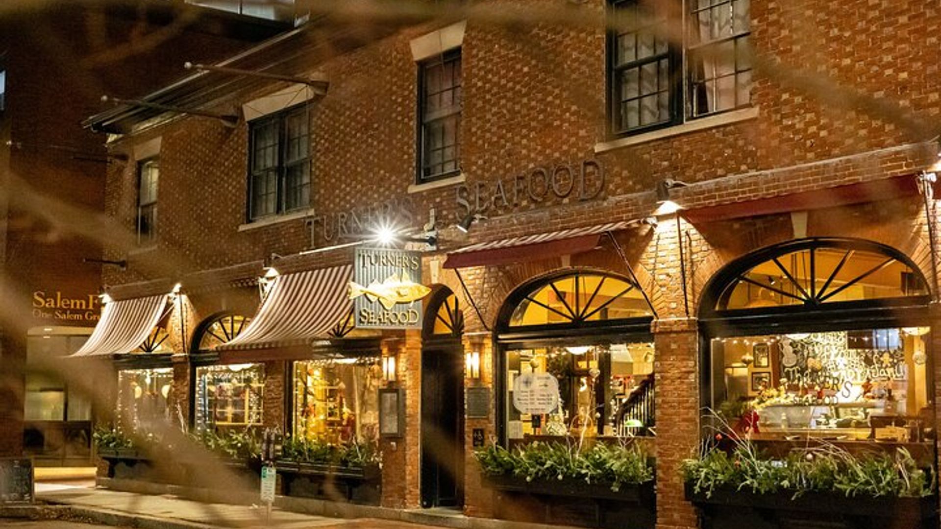 Salem Haunted Pub Crawl