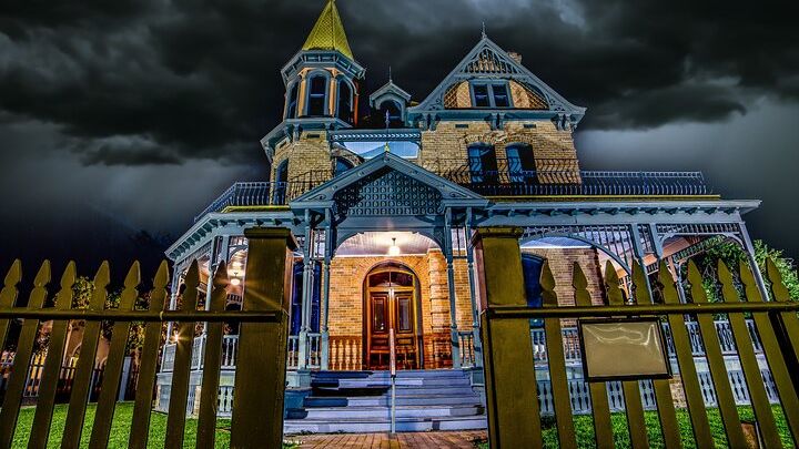 Phoenix Walking Ghost Tour